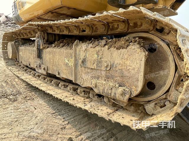 单侧履带整体（整机外观）