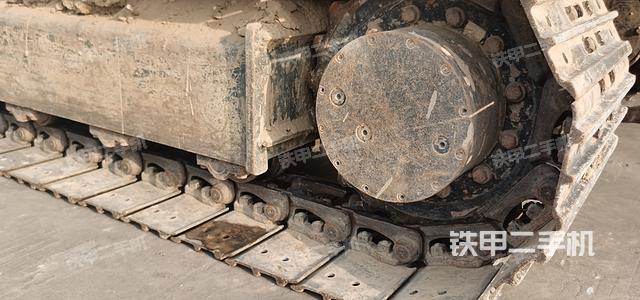 单侧履带整体（整机外观）