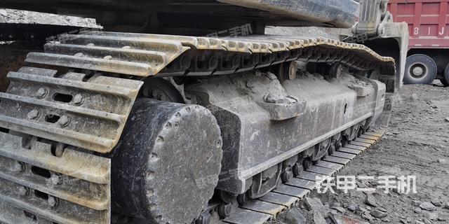 单侧履带整体（整机外观）