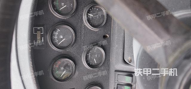 驾驶室操作台（整机外观及大件）