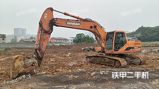 湖北-黄石市二手斗山DH220LC-9E挖掘机实拍照片