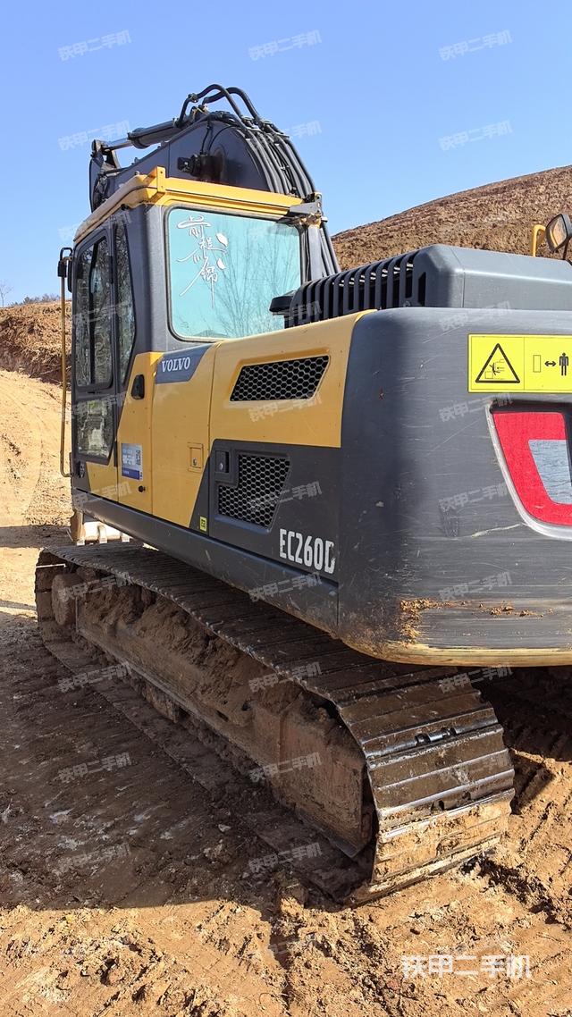 单侧履带整体（整机外观）