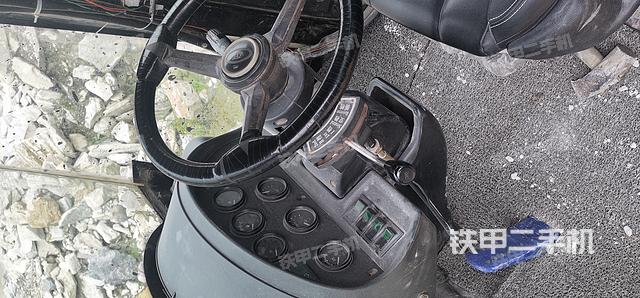 驾驶室工作台（整机外观及大件）