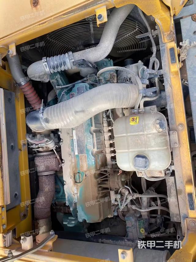 发动机整体俯视（整机外观）