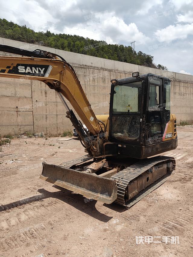 驾驶室整体（整机外观）