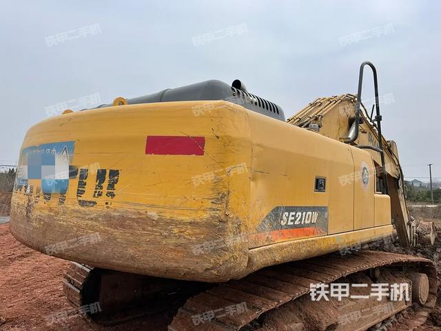 山推SE210W挖掘机