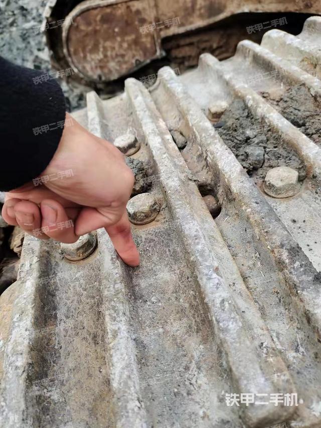 单侧履带整体（整机外观）