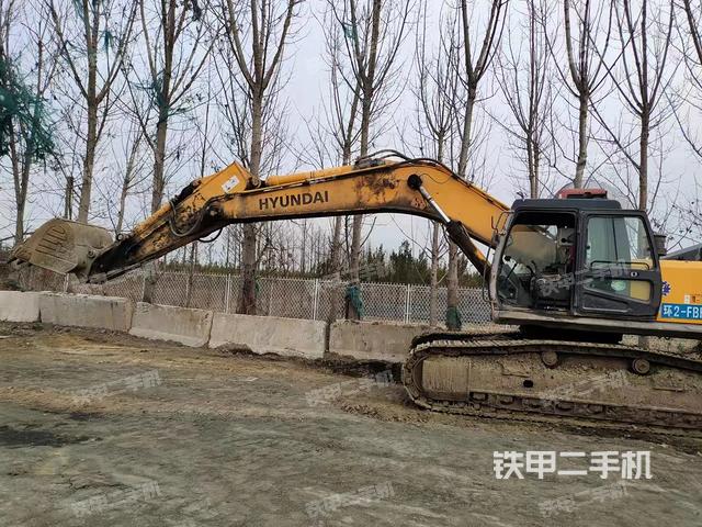 驾驶室整体（整机外观）