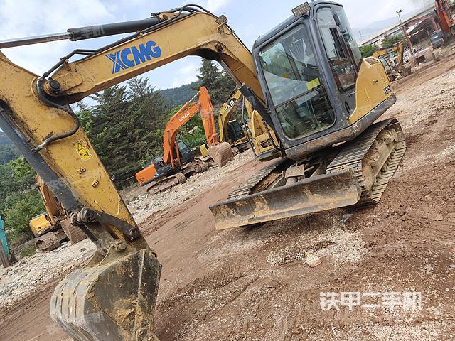 徐工XE75D挖掘机