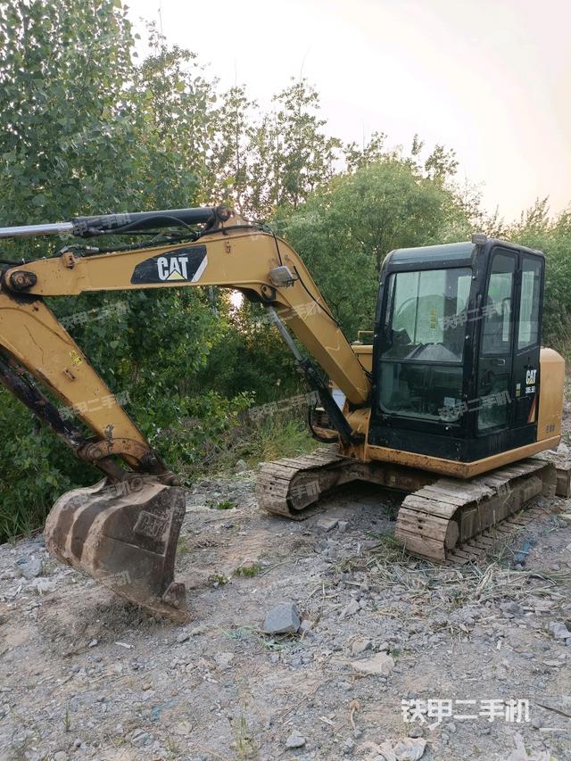 卡特彼勒CAT®305.5E2 小型液压挖掘机