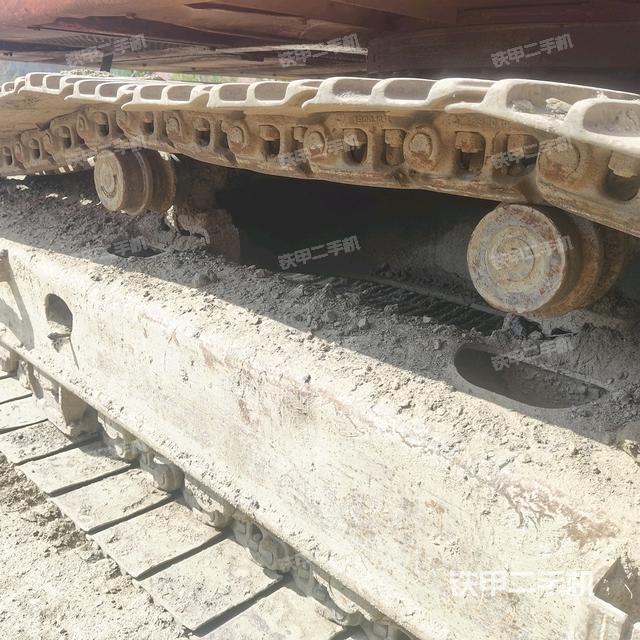 单侧履带整体（整机外观）