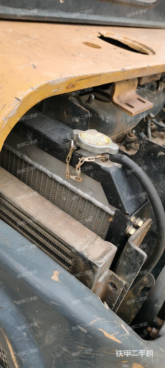 驾驶室整体（整机外观）