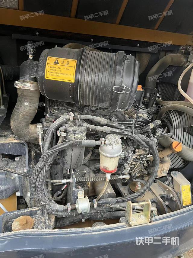 发动机整体俯视（整机外观）