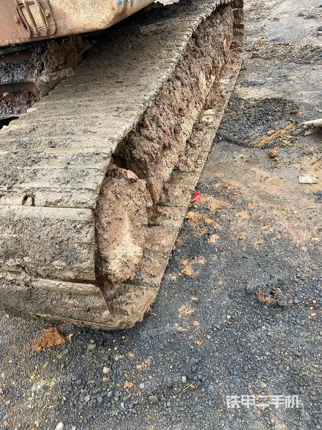 单侧履带整体（整机外观）