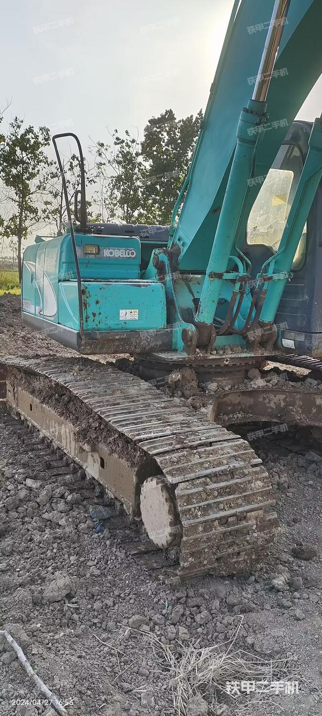 单侧履带整体（整机外观）