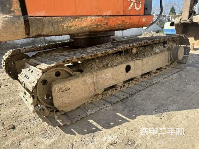 单侧履带整体（整机外观）