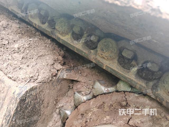 左侧行走马达盖板（行走机构）