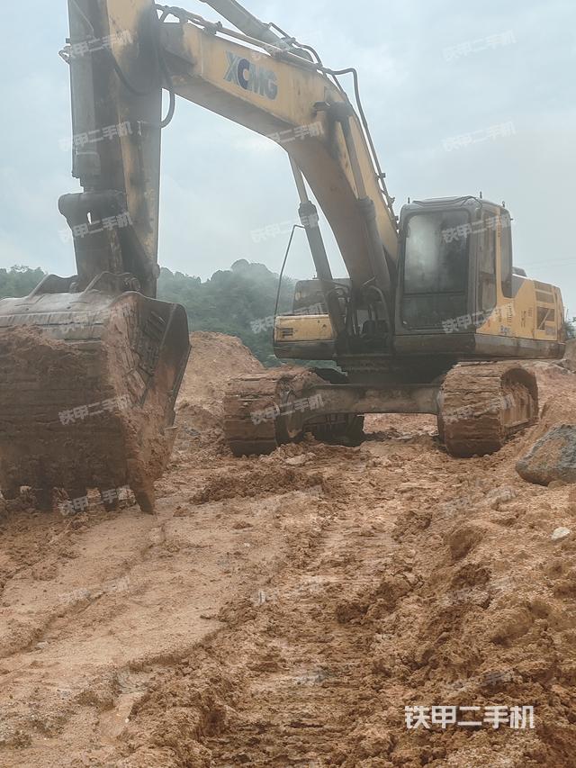 驾驶室整体（整机外观）