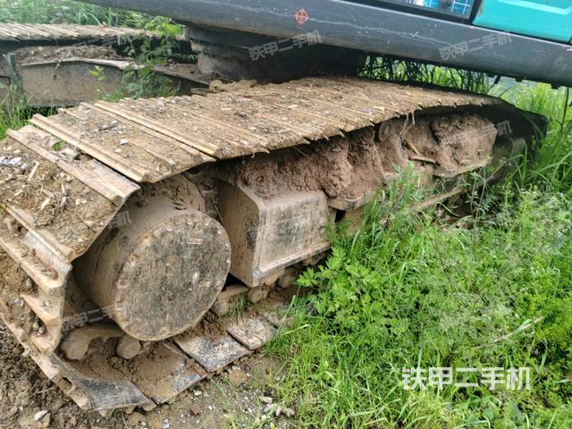 左侧履带整体 （行走机构）