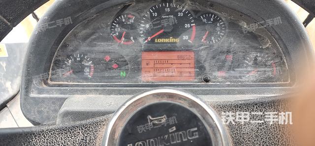 驾驶室操作台（整机外观及大件）