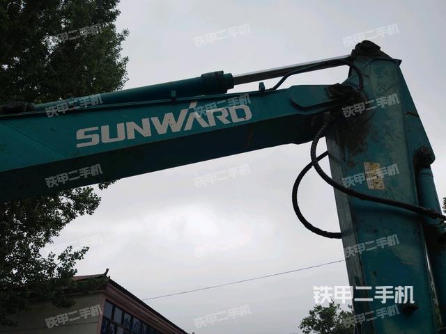 大臂整体 右侧（工作和回转装置）