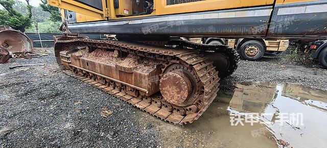 单侧履带整体（整机外观）