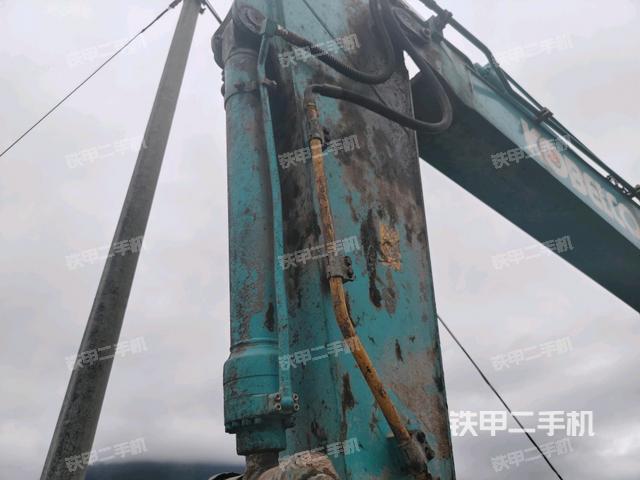 小臂整体左后（工作和回转装置）