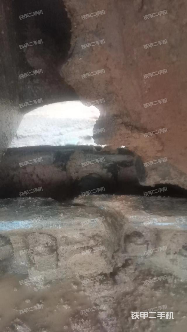 单侧履带整体（整机外观）