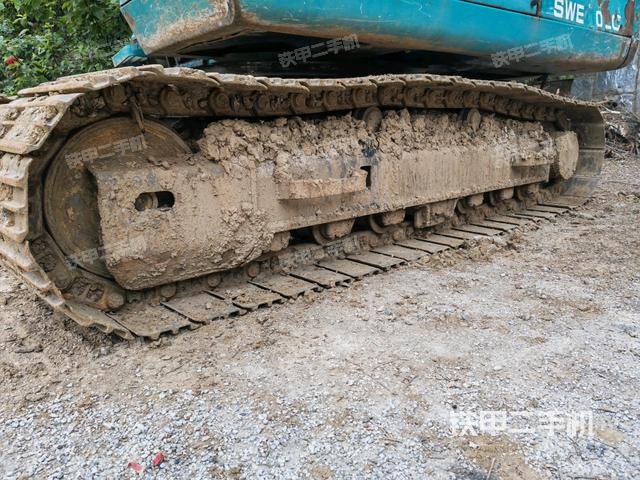 左侧履带整体 （行走机构）