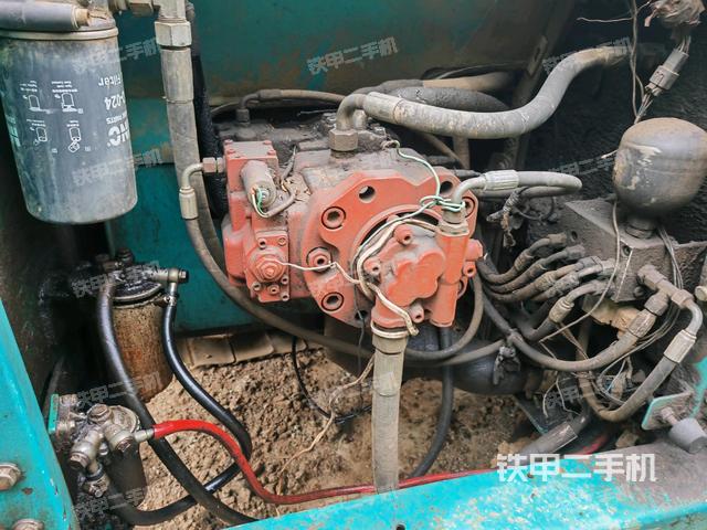 液压泵室（大件舱室）