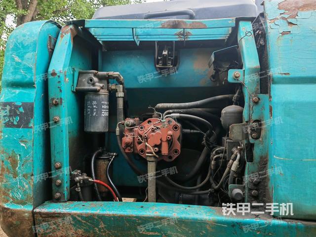 液压泵斜45 右（大件舱室）