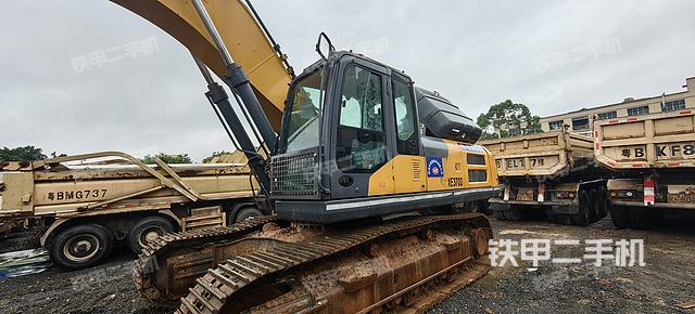 驾驶室整体（整机外观）