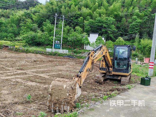 卡特彼勒CAT®305.5E2 小型液压挖掘机