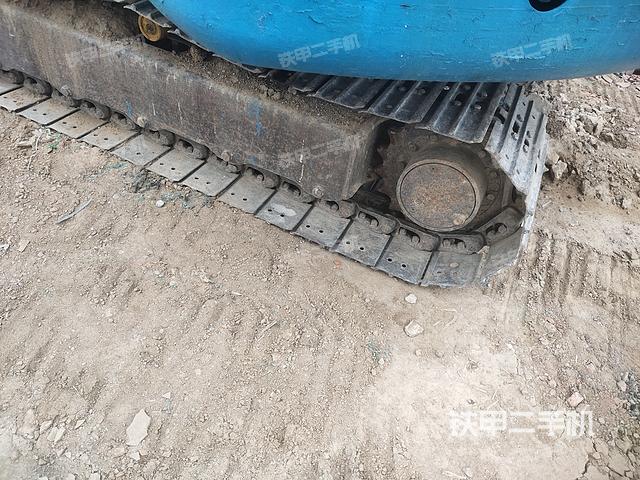 单侧履带整体（整机外观）