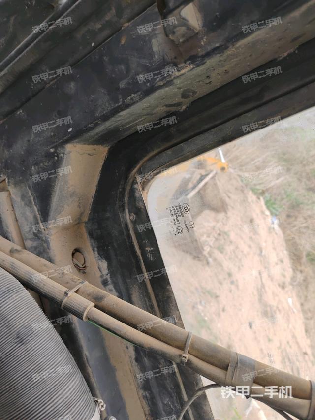 玻璃角標（推土機駕駛室）