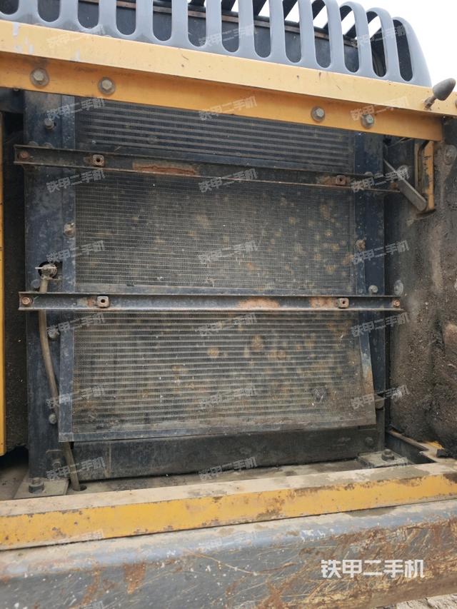 散熱器正面（大件艙室）