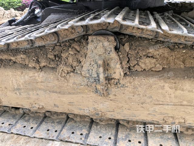 左驅(qū)動(dòng)輪（行走機(jī)構(gòu)）