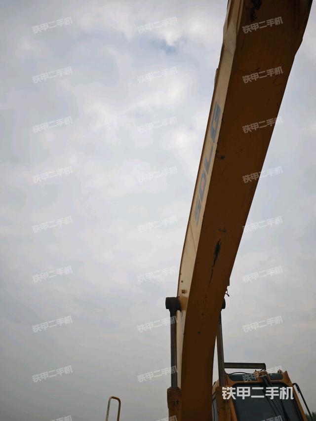 大臂整體?右側(cè)（工作和回轉(zhuǎn)裝置）