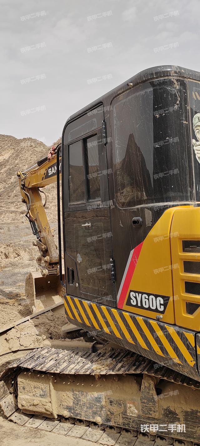 驾驶室整体（整机外观）