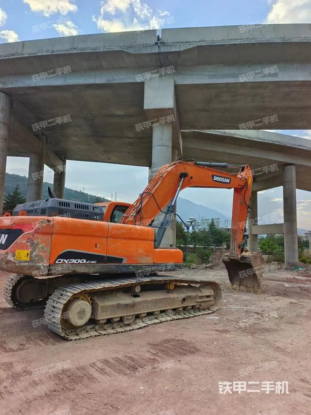 整机右后45°（整机外观）