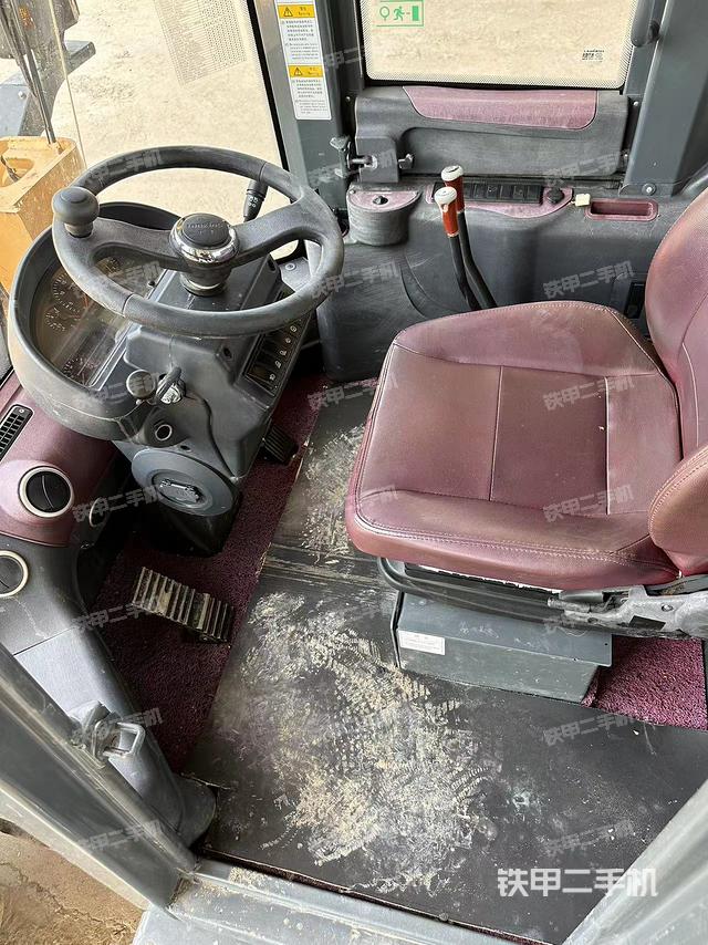 驾驶室工作台（整机外观及大件）