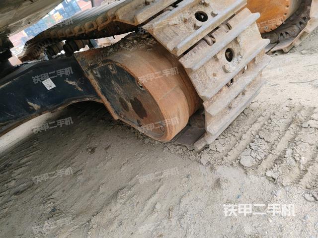 右側(cè)行走馬達蓋板（行走機構(gòu)）