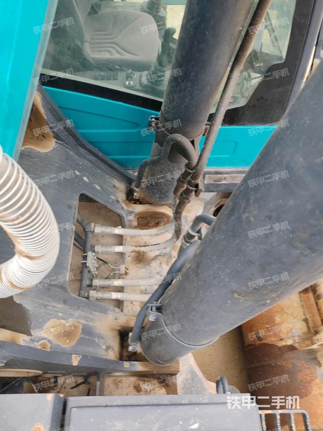 大臂根部?斜視（工作和回轉(zhuǎn)裝置）