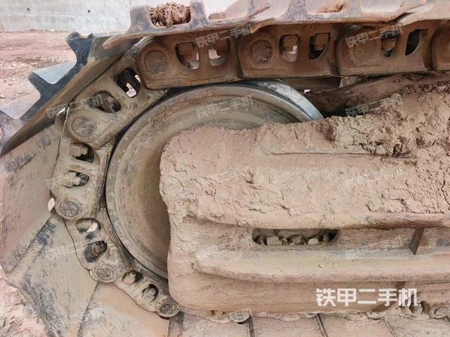 单侧履带整体（整机外观）