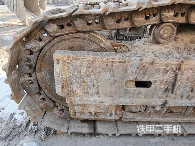 单侧履带整体（整机外观）