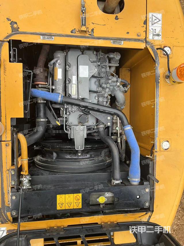 发动机整体俯视（整机外观）