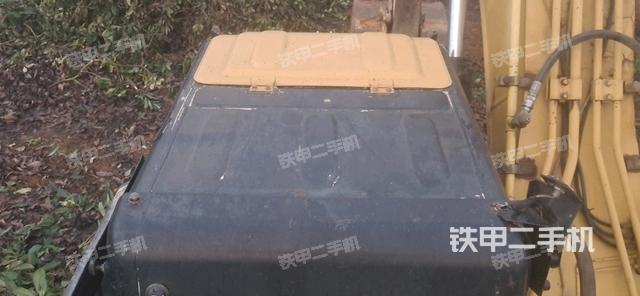 驾驶室顶部（整机外观）