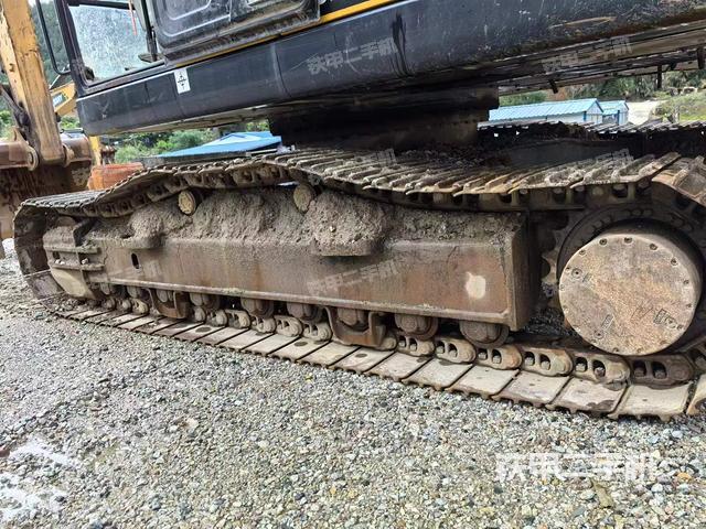 单侧履带整体（整机外观）