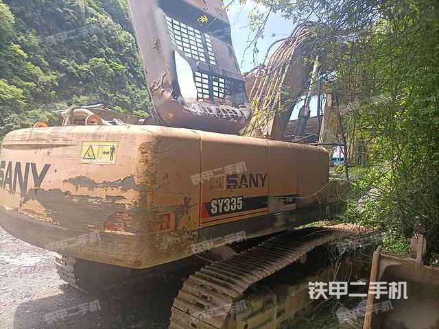 整机右后45°（整机外观）