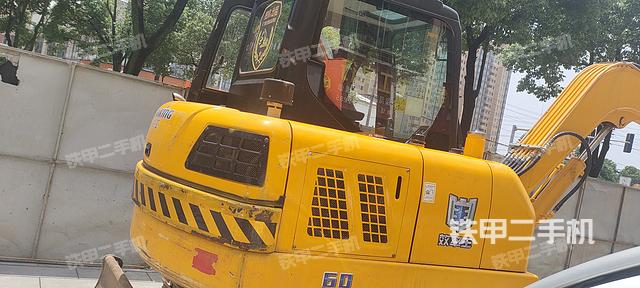 整机右后45°（整机外观）